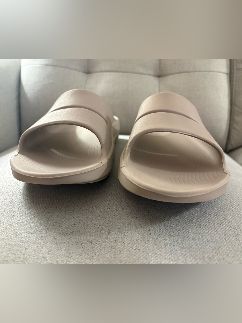 OOFOS OOahh Slide in nomad tan men’s size 12 recovery comfort slip on - Picture 9 of 11